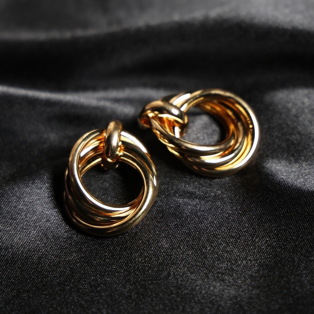 Gold Triple Interlocking Hoop Earrings Stainless Steel Door Knocker Studs JW025